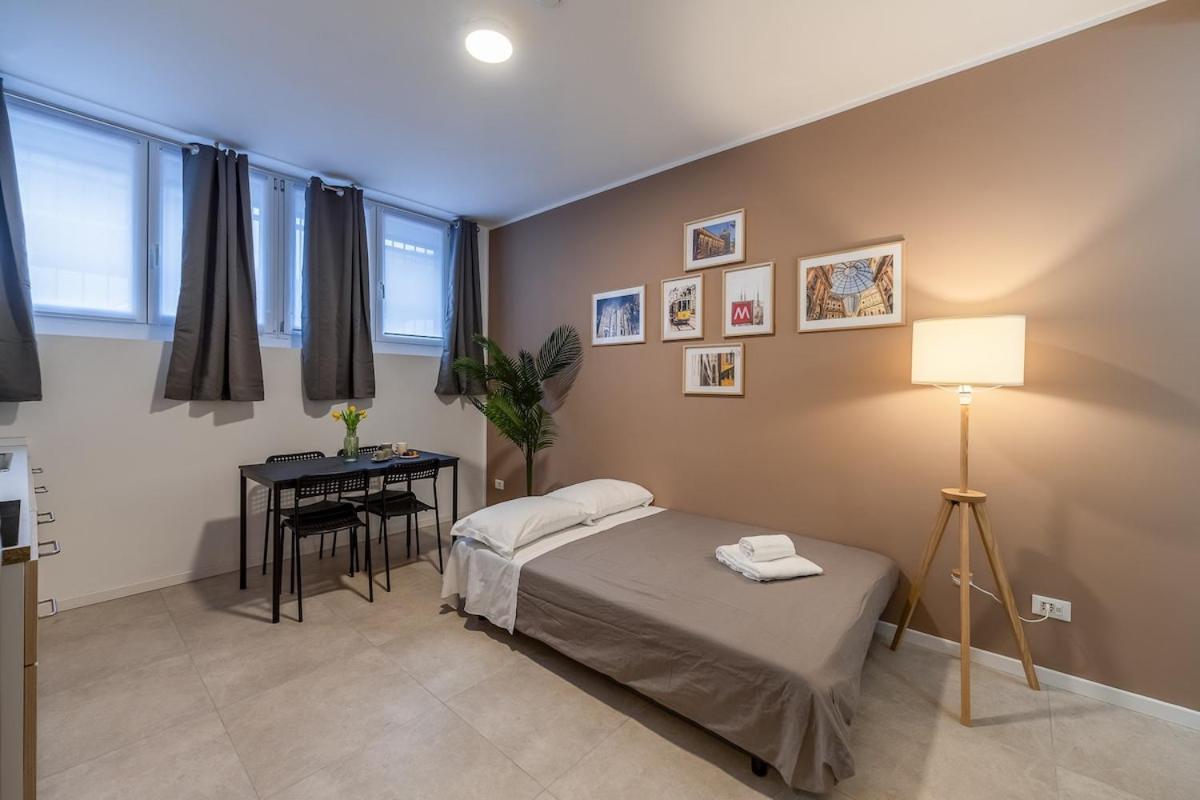 Apartament Authentic Private Flat 2 Min From Navigli Mediolan Zewnętrze zdjęcie